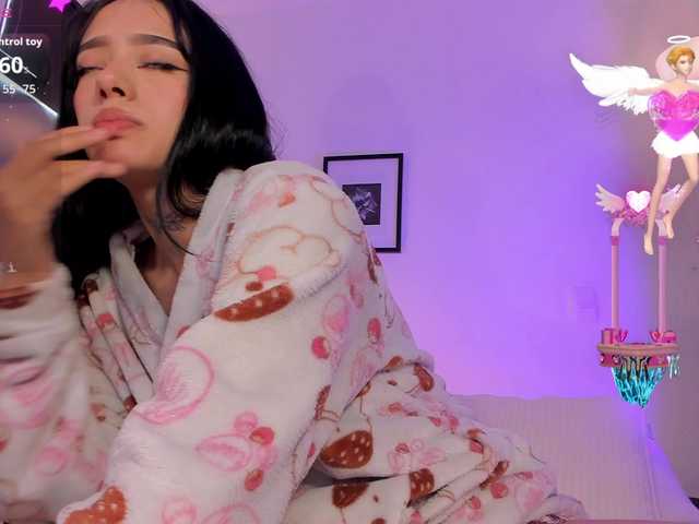 meganlake live cam on BongaCams