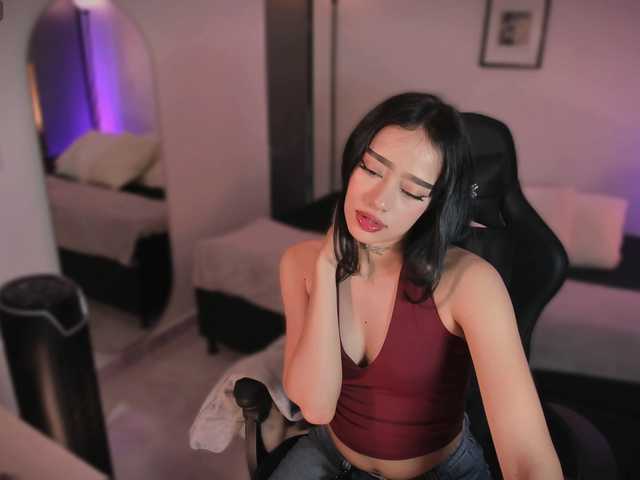 meganlake live cam on BongaCams