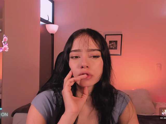 meganlake live cam on BongaCams