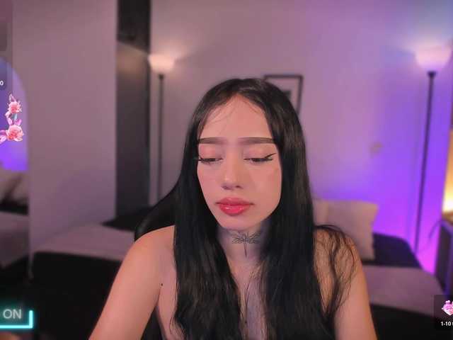 meganlake live cam on BongaCams
