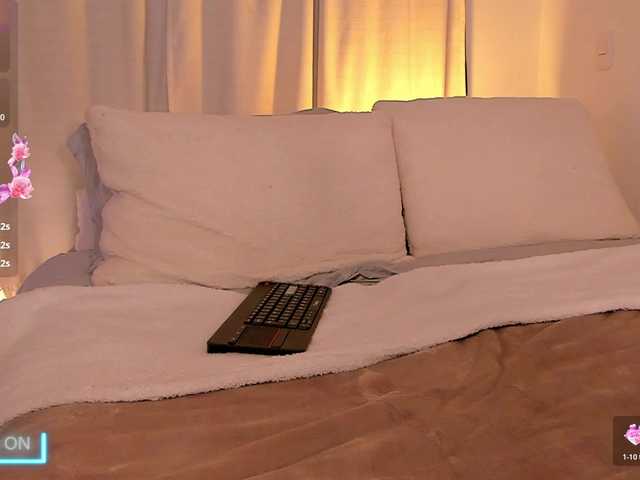 meganlake live cam on BongaCams