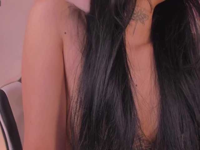 meganlake live cam on BongaCams