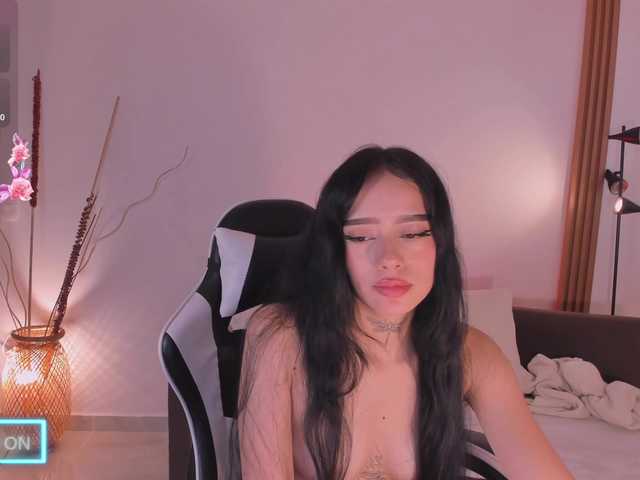 meganlake live cam on BongaCams