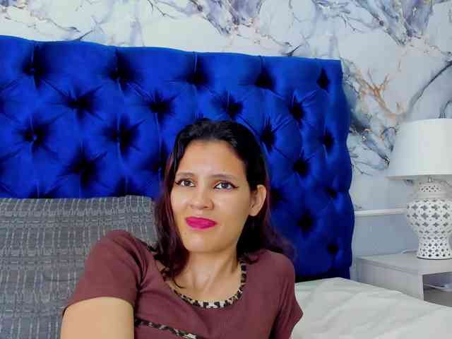 ORIANNA-JONES webcam