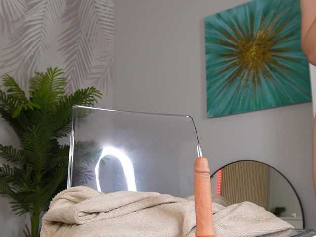 IceBlueBabe live cam on BongaCams
