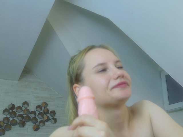 IceBlueBabe live cam on BongaCams