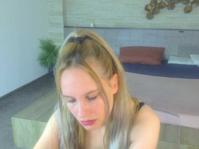IceBlueBabe live cam on BongaCams