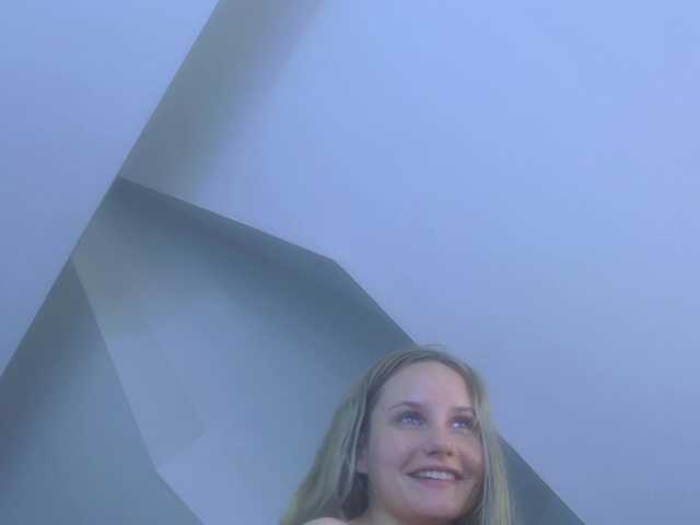 IceBlueBabe live cam on BongaCams
