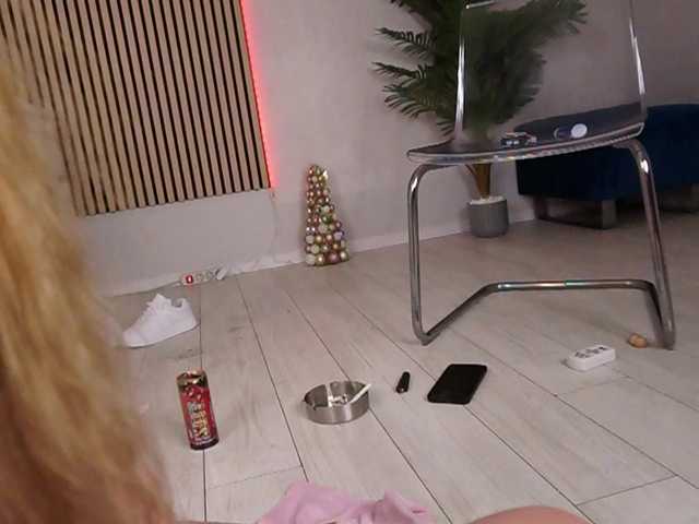 IceBlueBabe live cam on BongaCams
