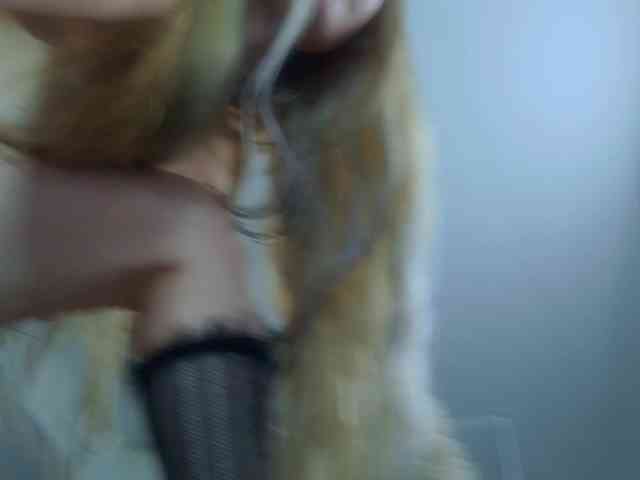 IceBlueBabe webcam