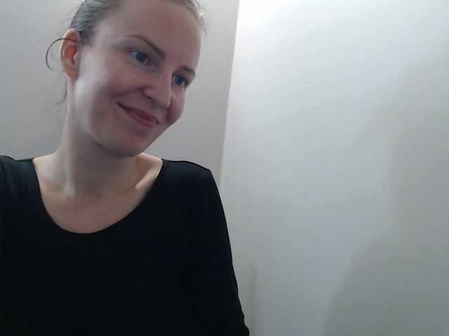 AnnaDear live cam on BongaCams