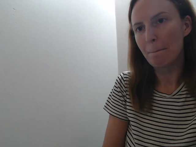 AnnaDear, en vivo ahora en BongaCams