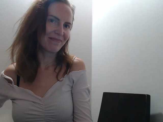 AnnaDear live cam on BongaCams