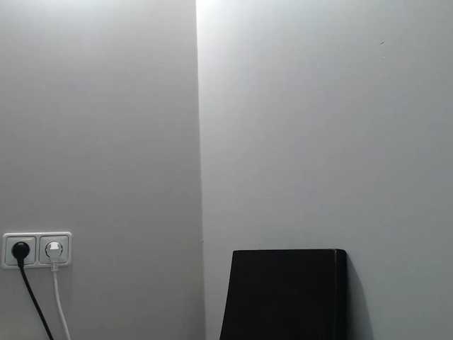 AnnaDear, live now on BongaCams