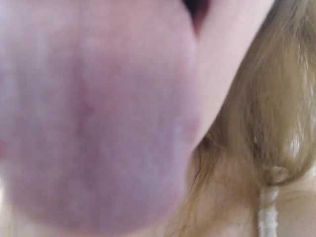 AnnaDear live cam preview