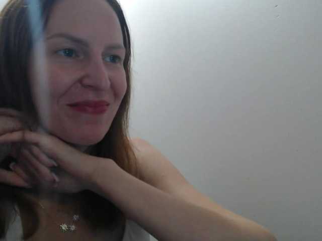 AnnaDear live cam on BongaCams