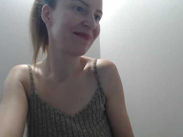 AnnaDear live cam on BongaCams