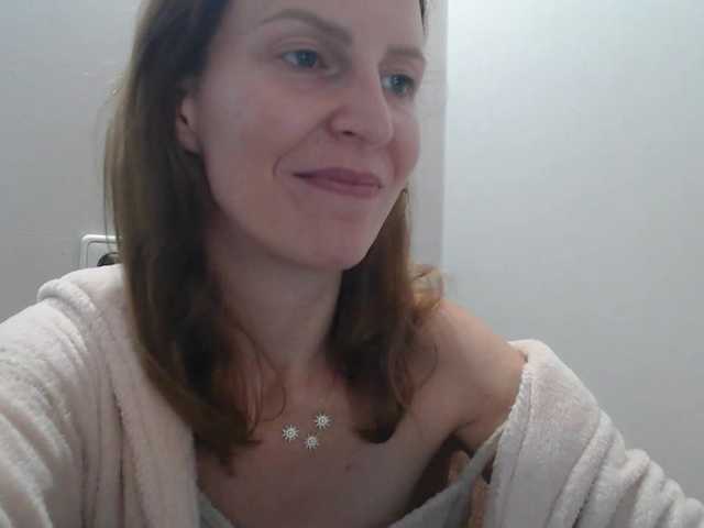 AnnaDear live cam preview