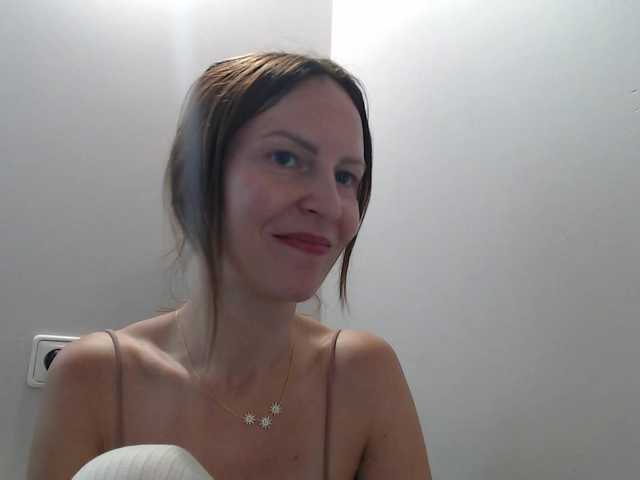 AnnaDear live cam on BongaCams