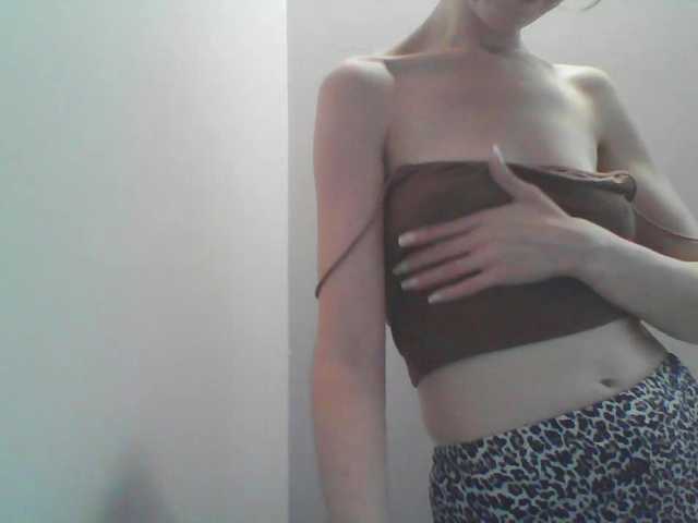 AnnaDear live cam on BongaCams