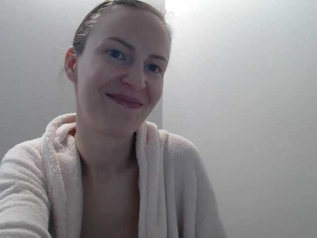 AnnaDear live cam on BongaCams