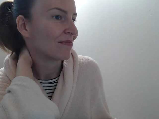 AnnaDear live cam on BongaCams