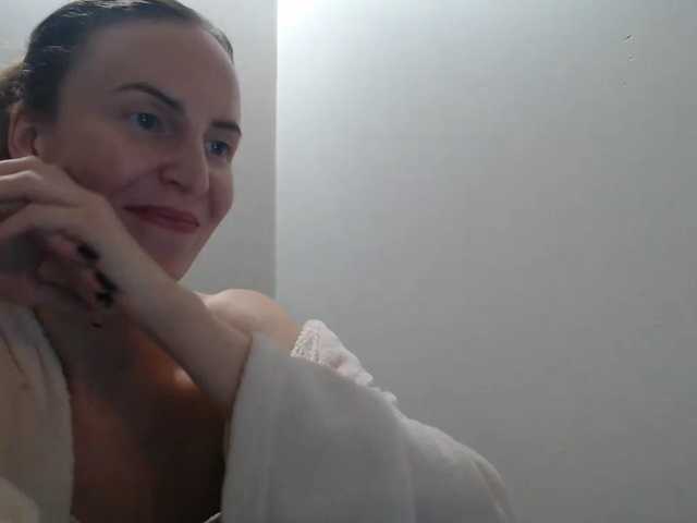 AnnaDear live cam on BongaCams