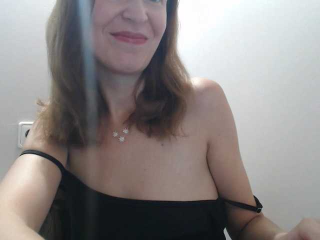 AnnaDear live cam on BongaCams