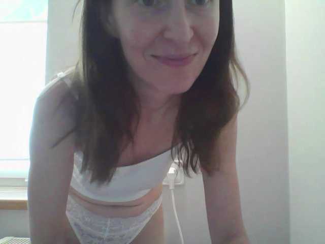 AnnaDear live cam on BongaCams