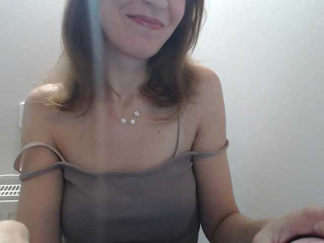 AnnaDear live cam on BongaCams
