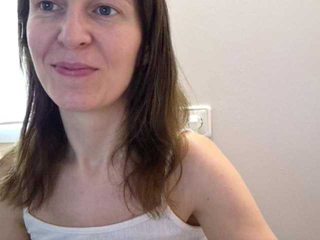 AnnaDear live cam on BongaCams