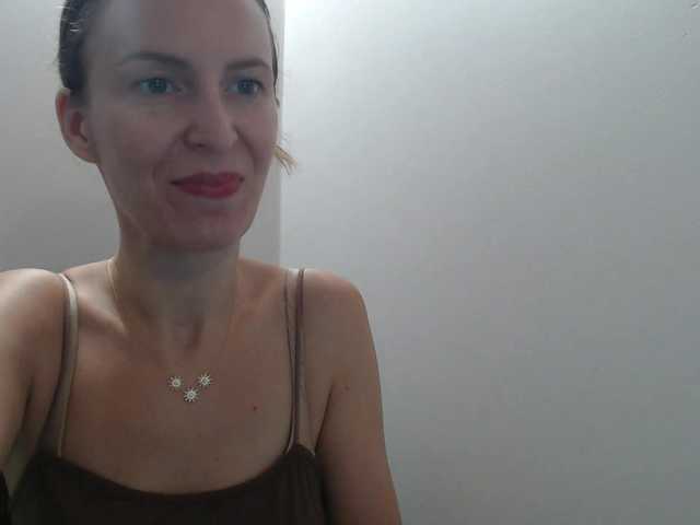 AnnaDear live cam on BongaCams