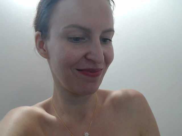 AnnaDear live cam on BongaCams