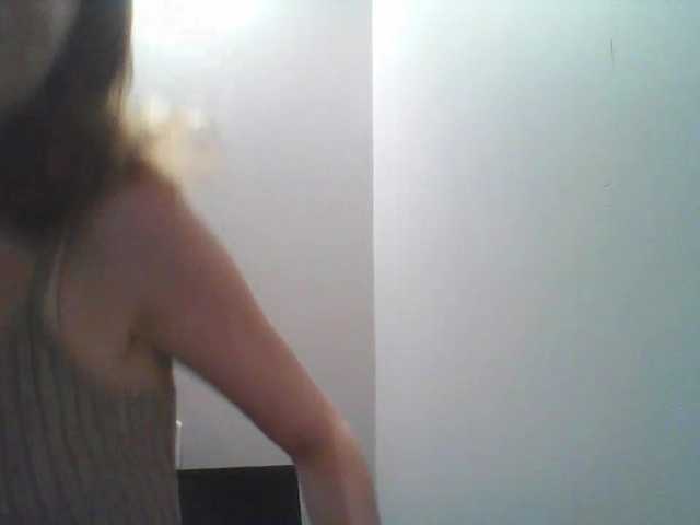 AnnaDear, 28 y/o - Live Cam on BongaCams