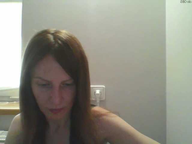 AnnaDear webcam
