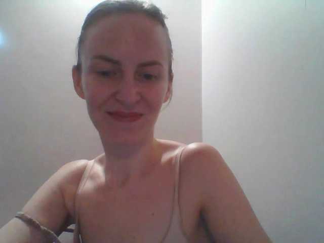 AnnaDear live cam on BongaCams