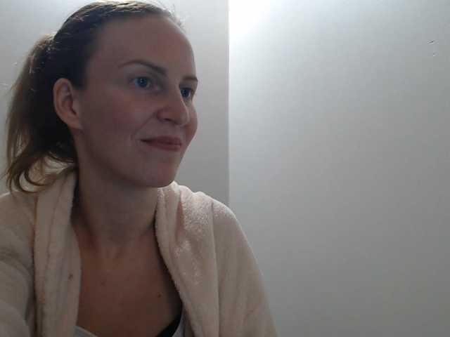 AnnaDear live cam on BongaCams