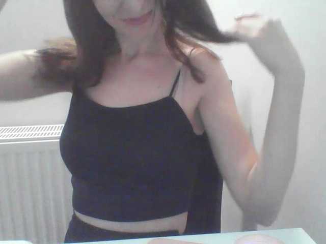 AnnaDear live cam on BongaCams