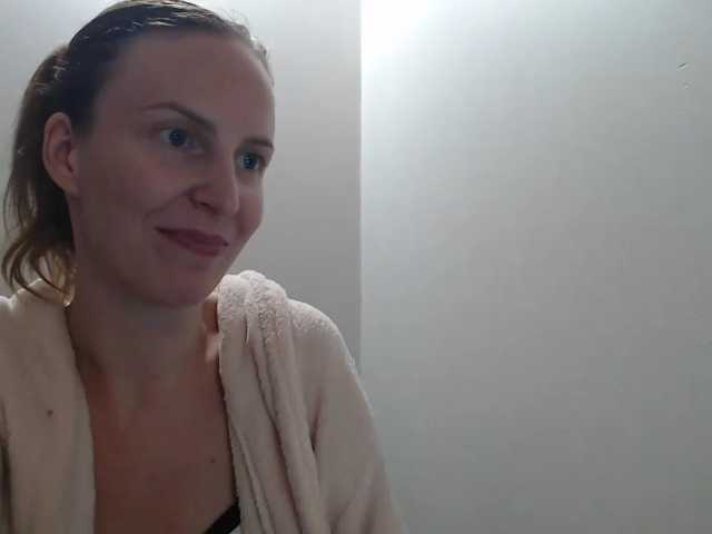 AnnaDear live cam on BongaCams