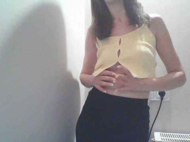 AnnaDear live cam on BongaCams