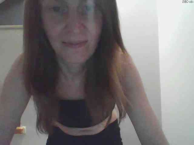 AnnaDear webcam