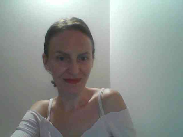 AnnaDear webcam