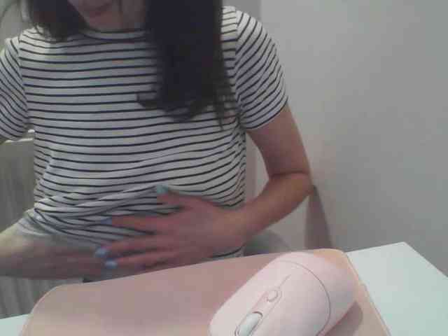 AnnaDear webcam