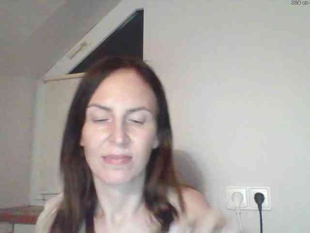 AnnaDear webcam