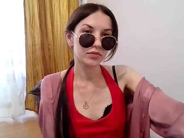 AnnaDear webcam