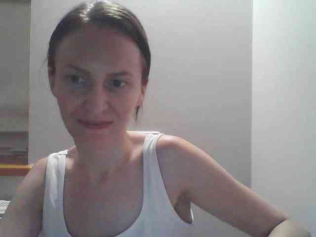 AnnaDear webcam