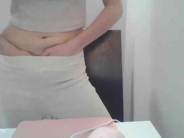 AnnaDear webcam