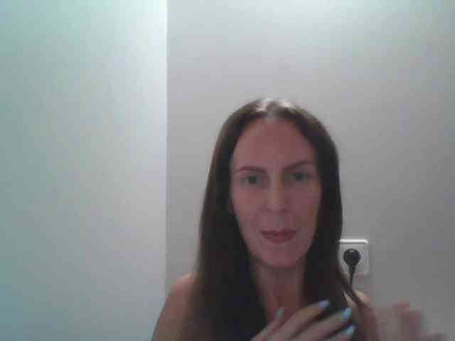 AnnaDear webcam