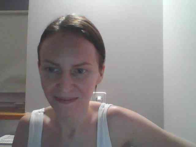 AnnaDear webcam