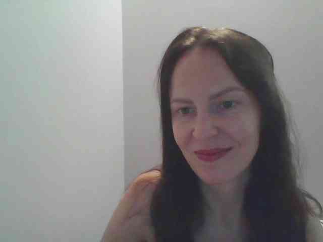 AnnaDear Live Webcam on BongaCams